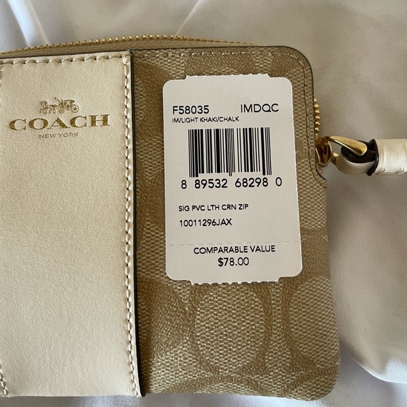 SOLD~Coach Monogram Cream Wristlet - Picture 5 of 5